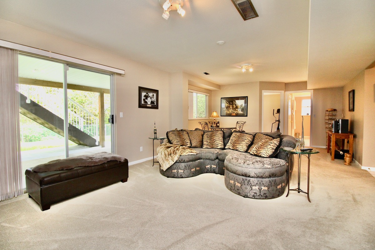 11475 Wellington Crescent, Surrey 27