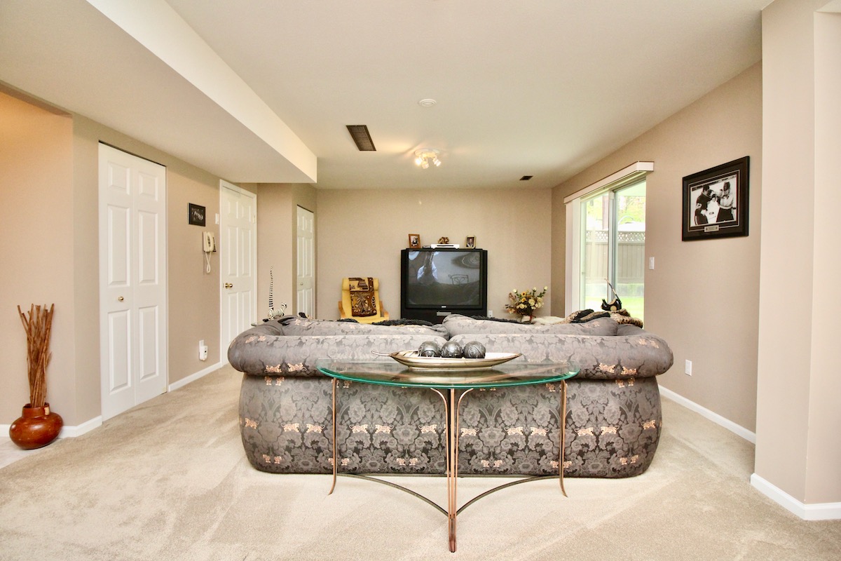 11475 Wellington Crescent, Surrey 31