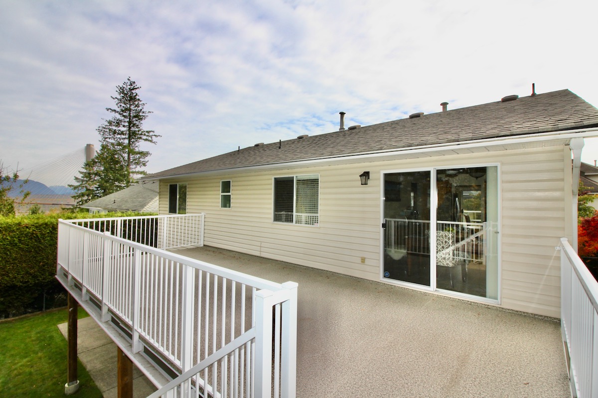 11475 Wellington Crescent, Surrey 37