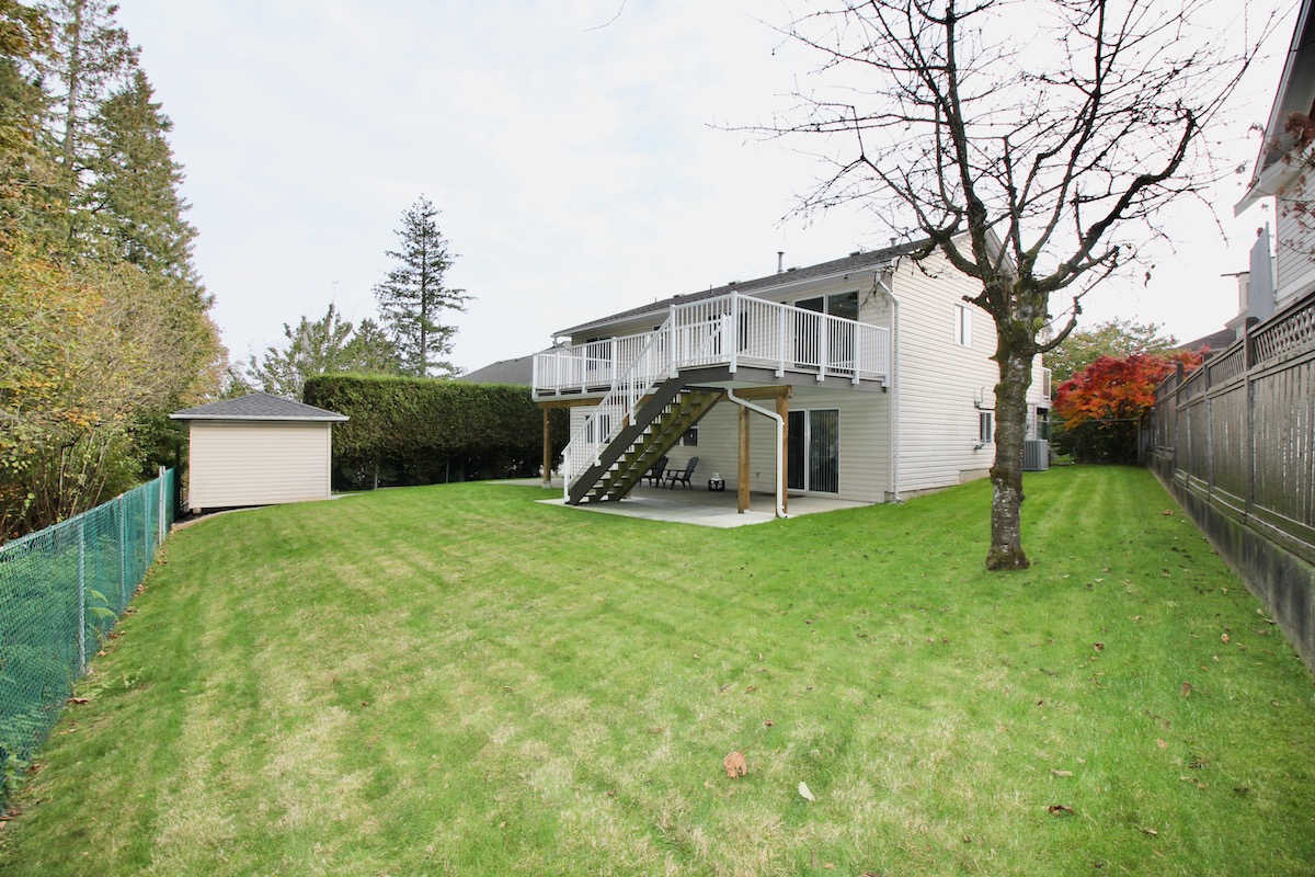 11475 Wellington Crescent, Surrey 40