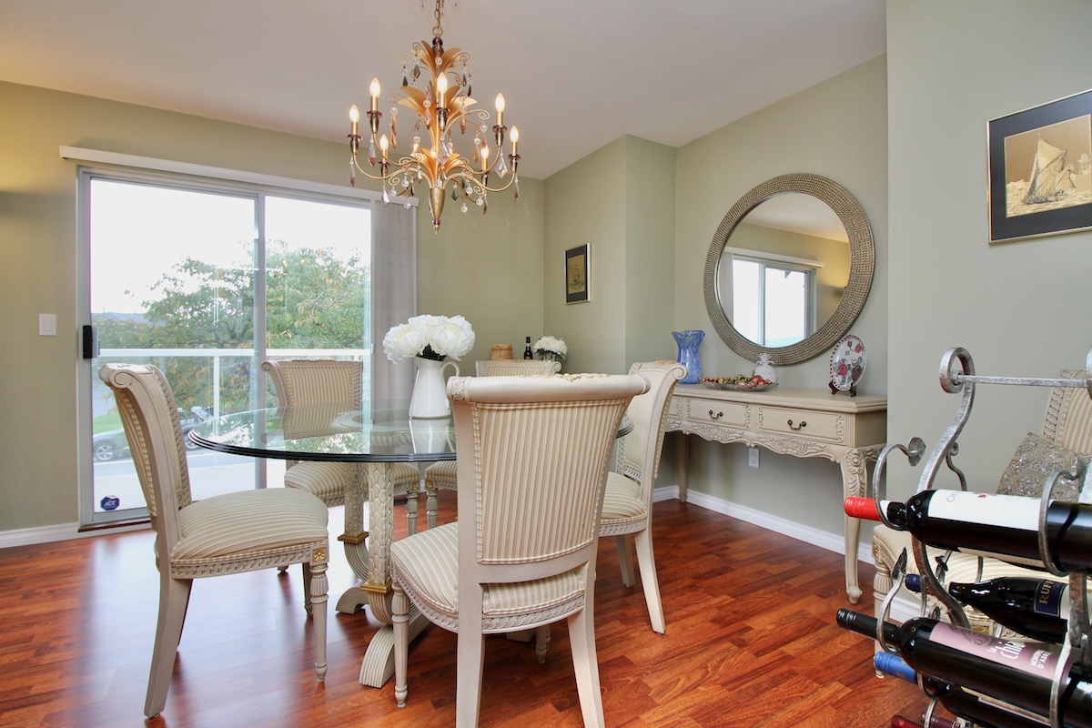 11475 Wellington Crescent, Surrey 8