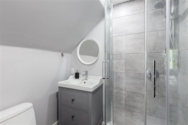 1375 E 14th Ave, Vancouver East 13