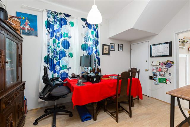 1375 E 14th Ave, Vancouver East 30