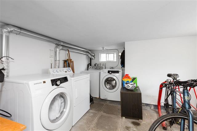 1375 E 14th Ave, Vancouver East 34