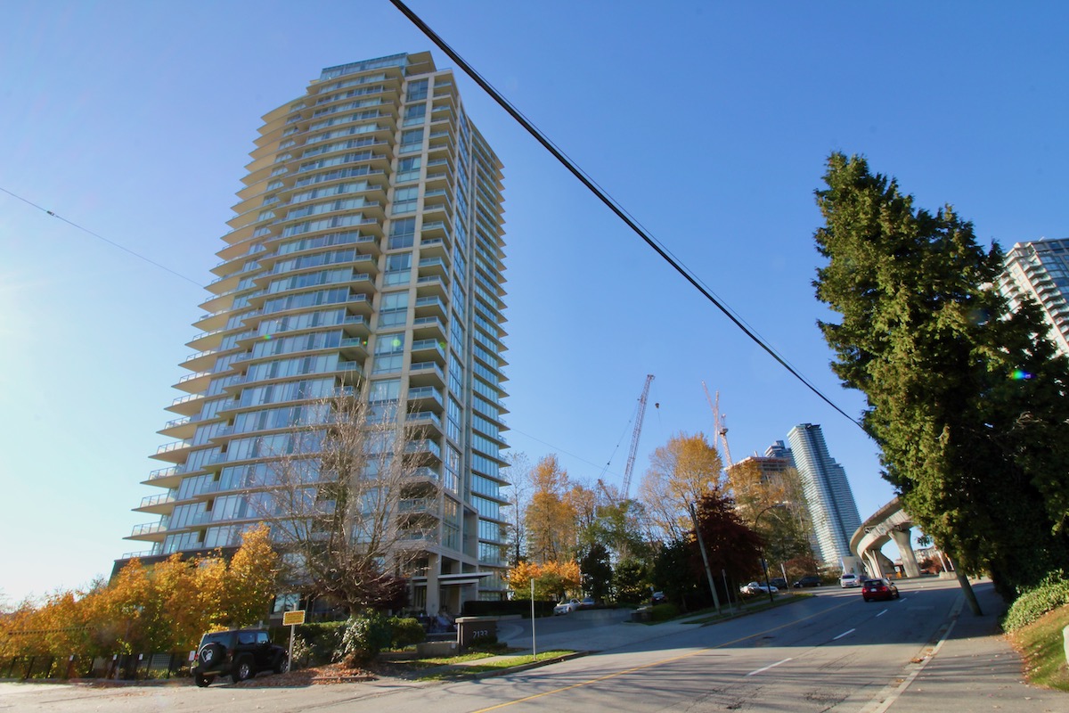 1703 2133 Douglas Rd, Burnaby