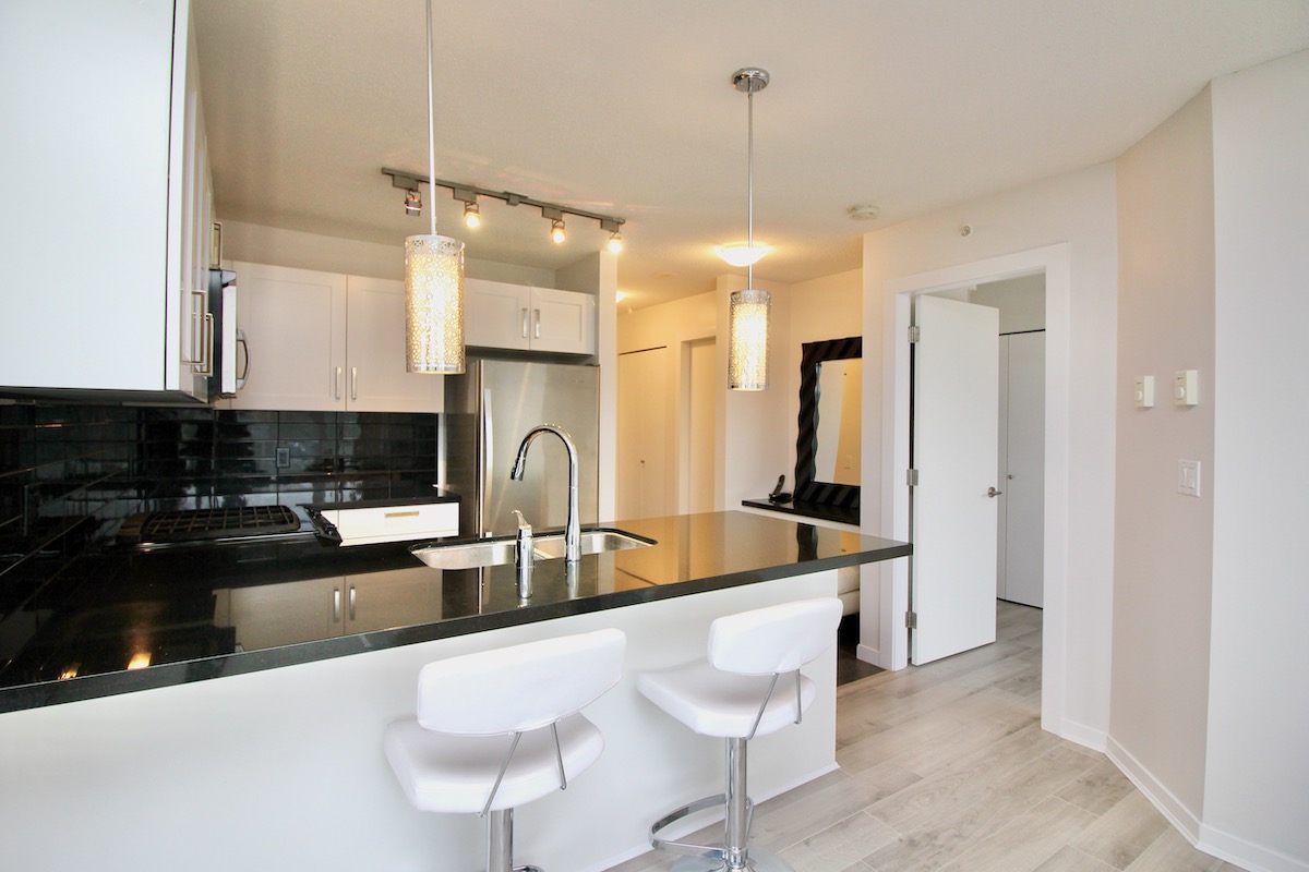 1703 2133 Douglas Rd, Burnaby 16