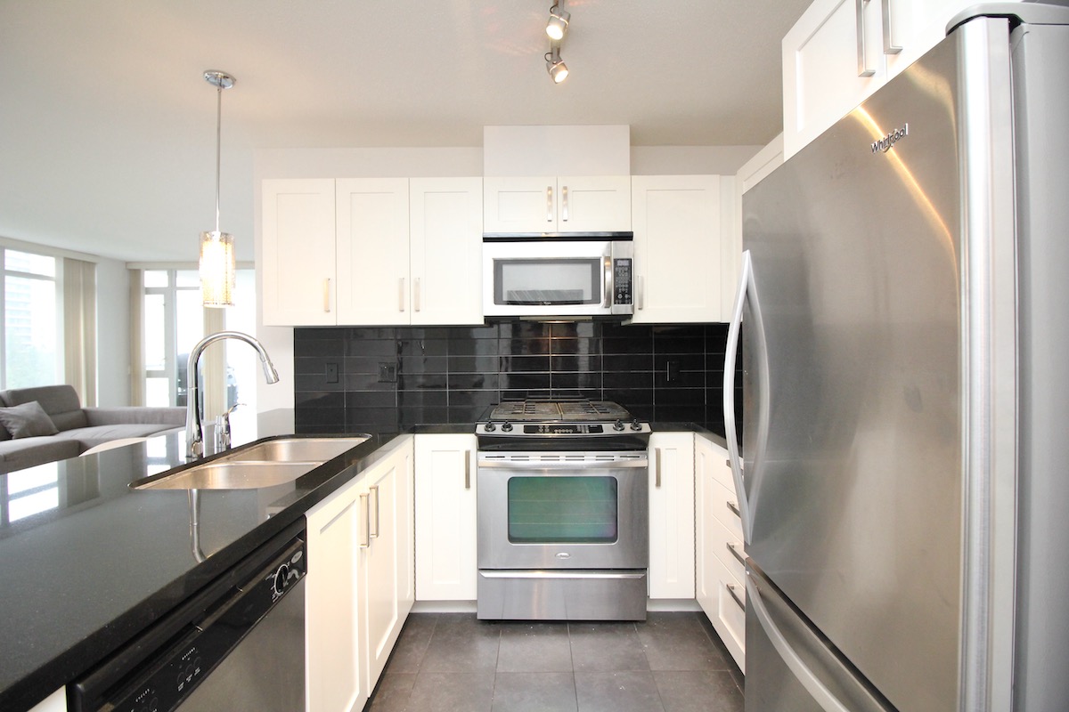 1703 2133 Douglas Rd, Burnaby 18