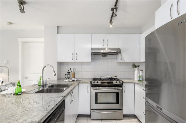 301 9299 Tomicki Avenue, Richmond 12
