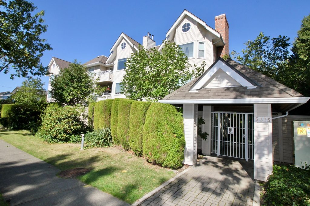 310 5375 Victory St, Burnaby