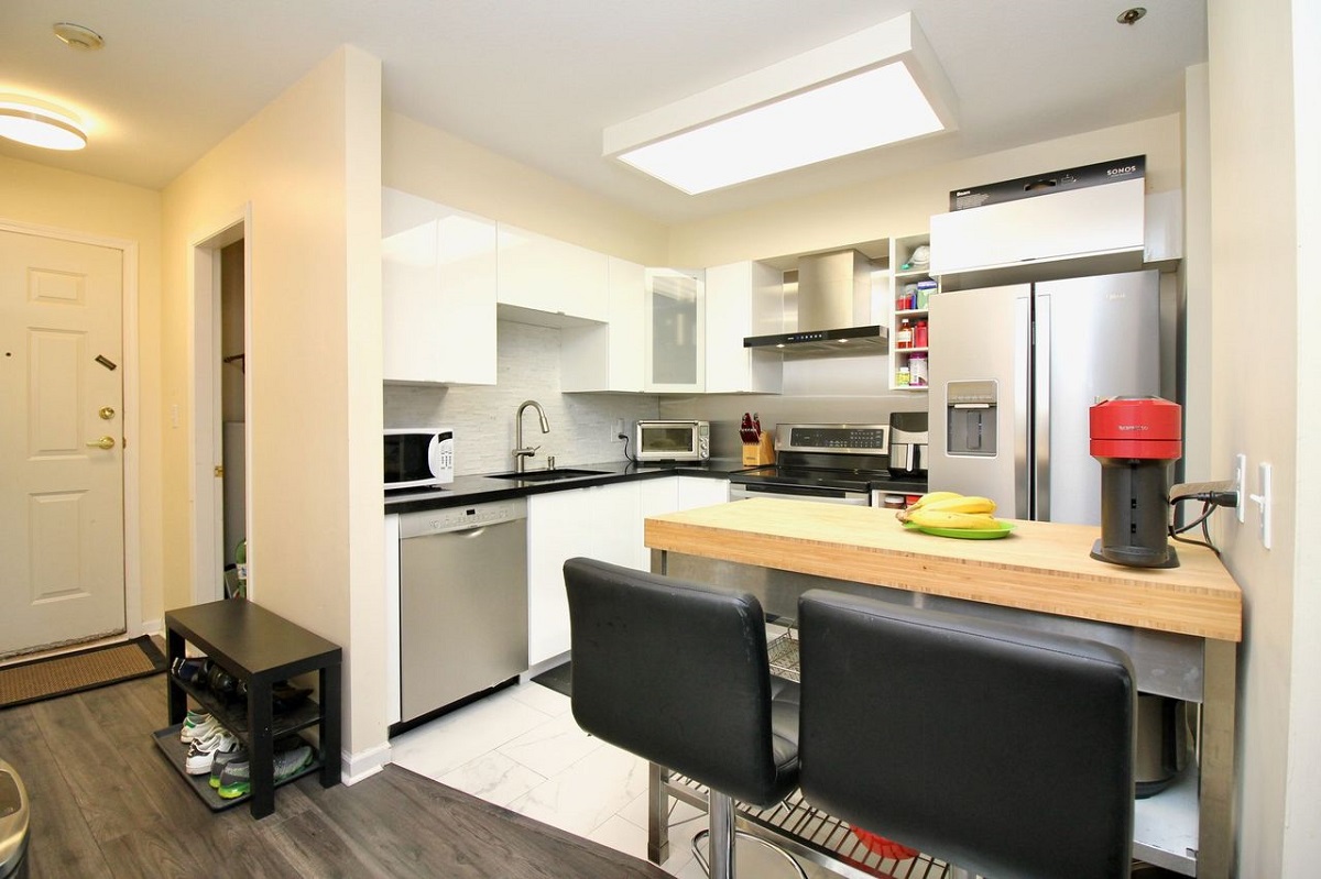310 5375 Victory St, Burnaby 7