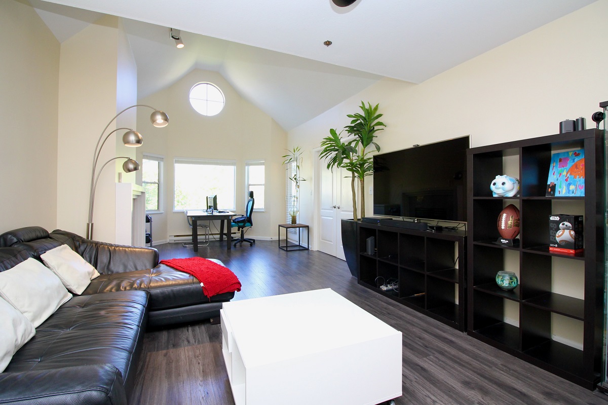 310 5375 Victory St, Burnaby 3
