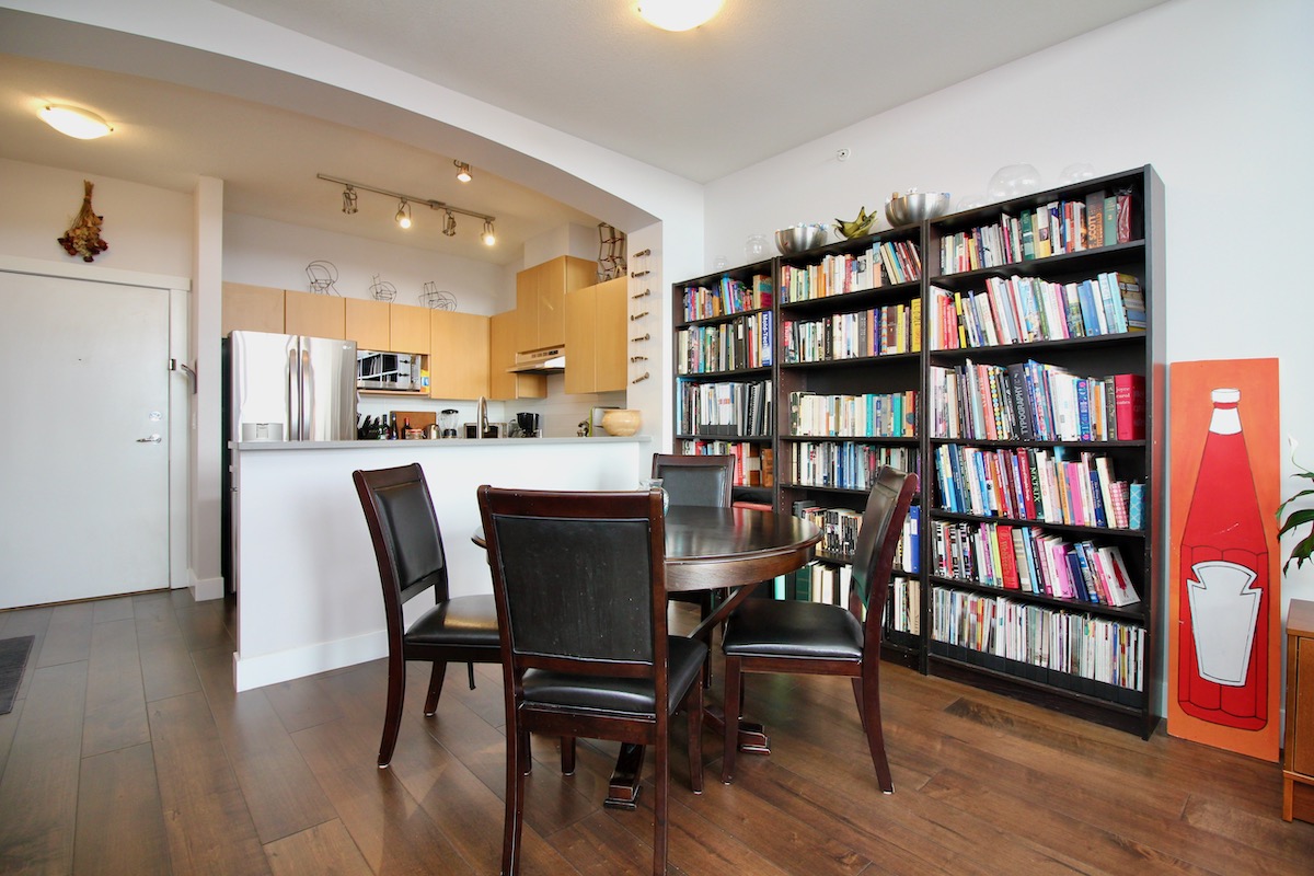 411 9329 University Crescent, Burnaby 11