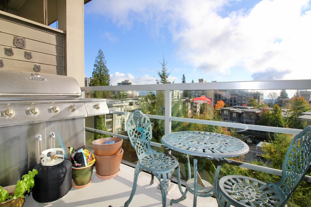 411 9329 University Crescent, Burnaby 30