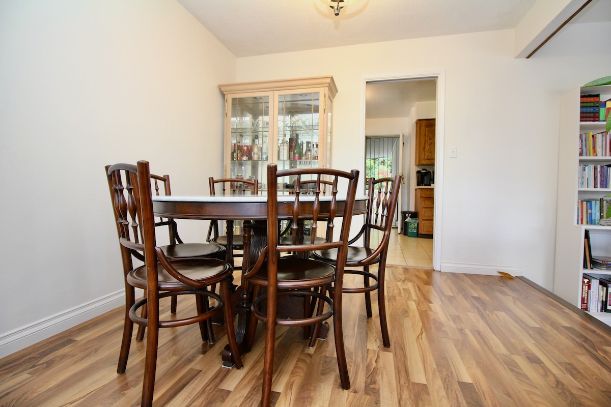 6589 Parkdale Dr, Burnaby 12