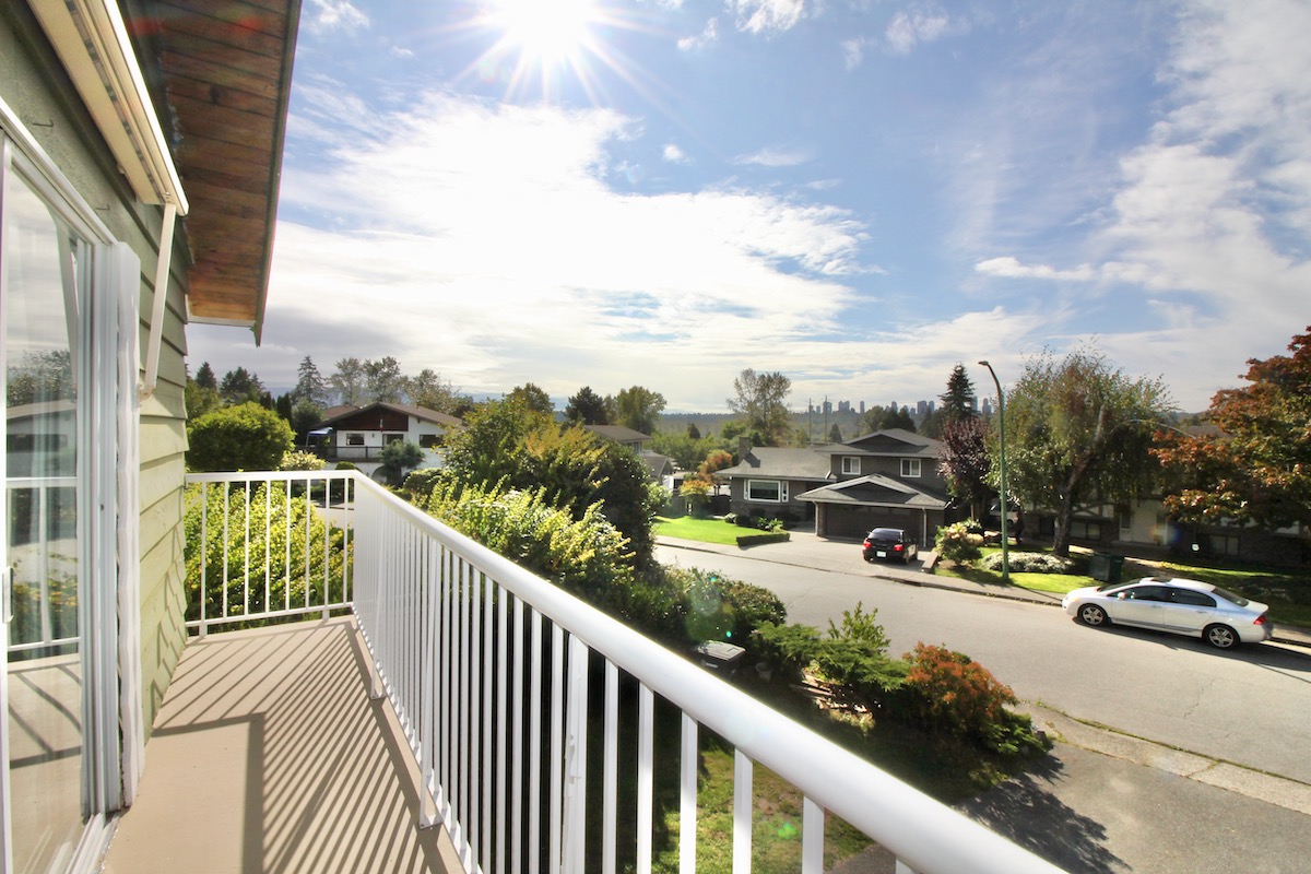 6589 Parkdale Dr, Burnaby 26