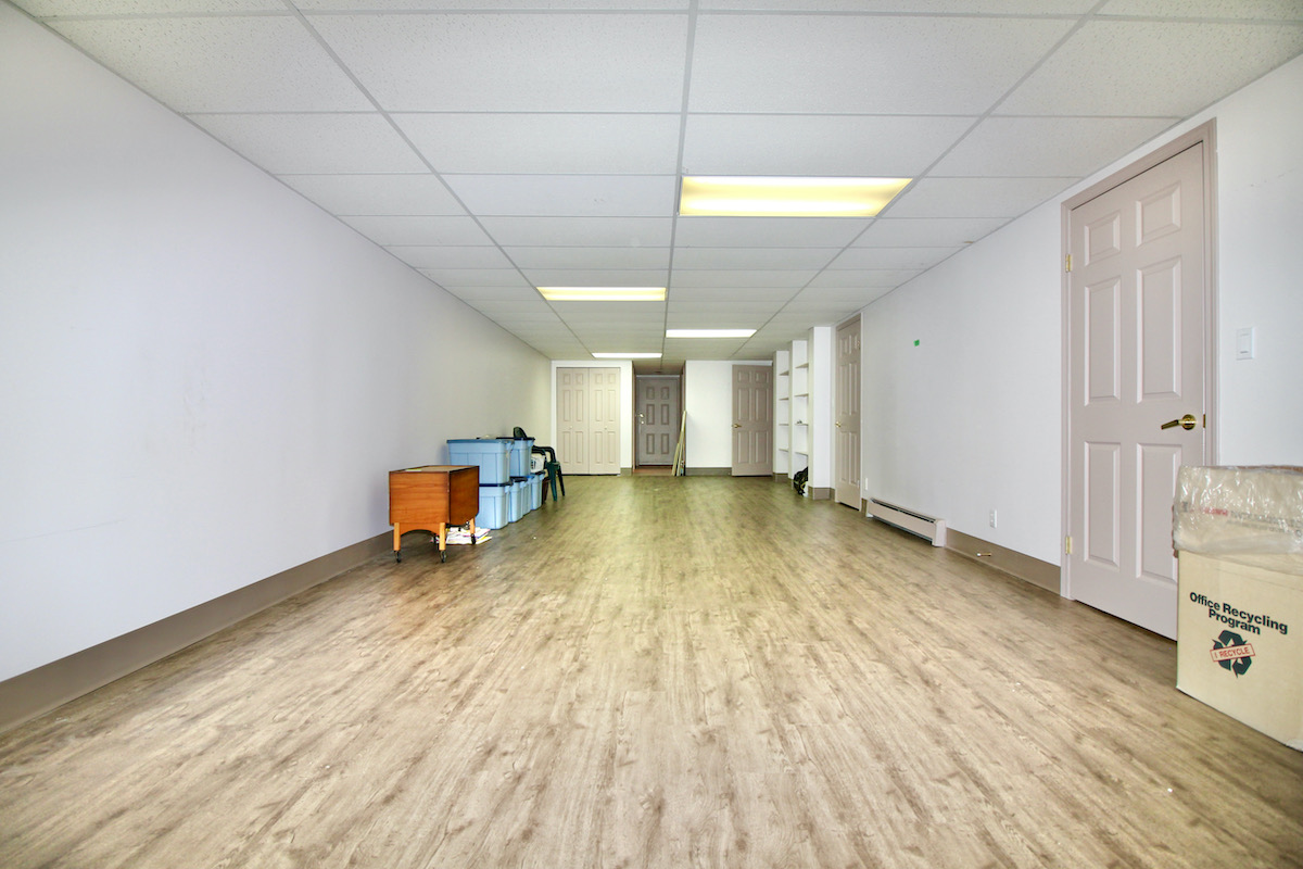 7980 Westlake St, Burnaby 31