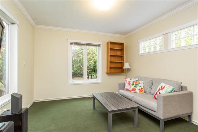 2258 Mathers Ave, West Vancouver 10