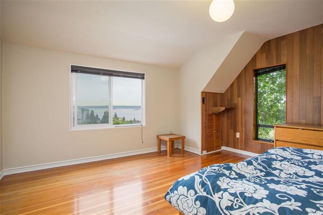 2258 Mathers Ave, West Vancouver 11