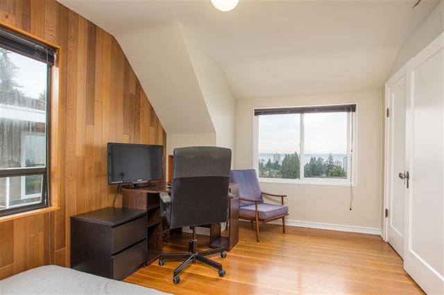 2258 Mathers Ave, West Vancouver 18