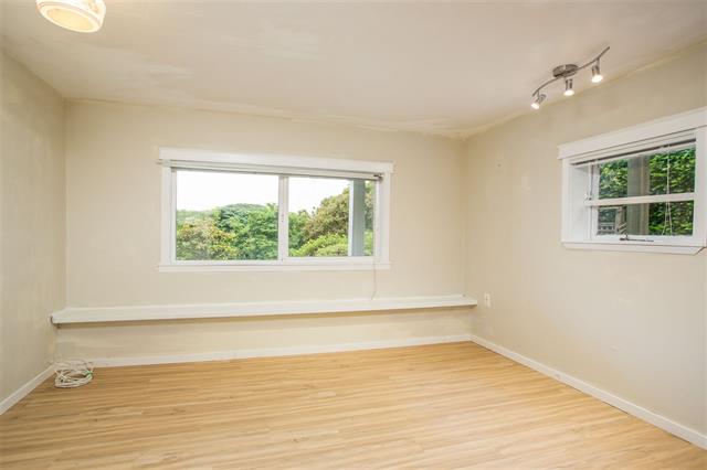 2258 Mathers Ave, West Vancouver 20