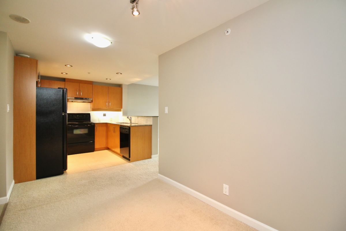 312 9288 University Crescent,  Burnaby 11