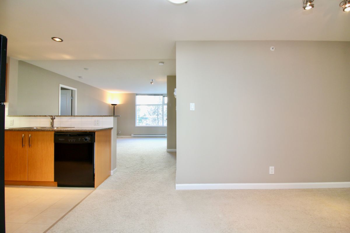 312 9288 University Crescent,  Burnaby 13