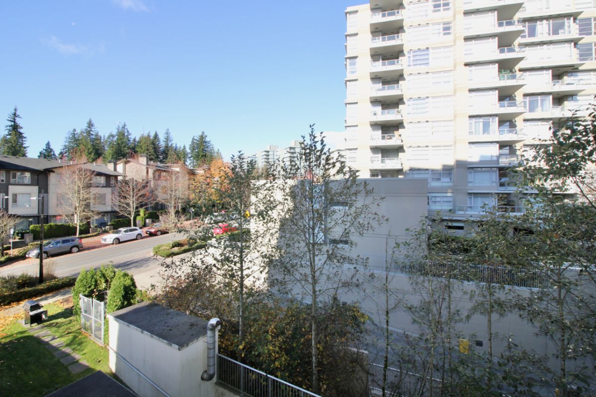 312 9288 University Crescent,  Burnaby 18
