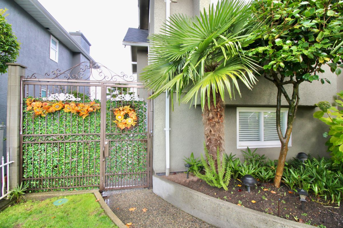 3735 Pandora St, Burnaby 38