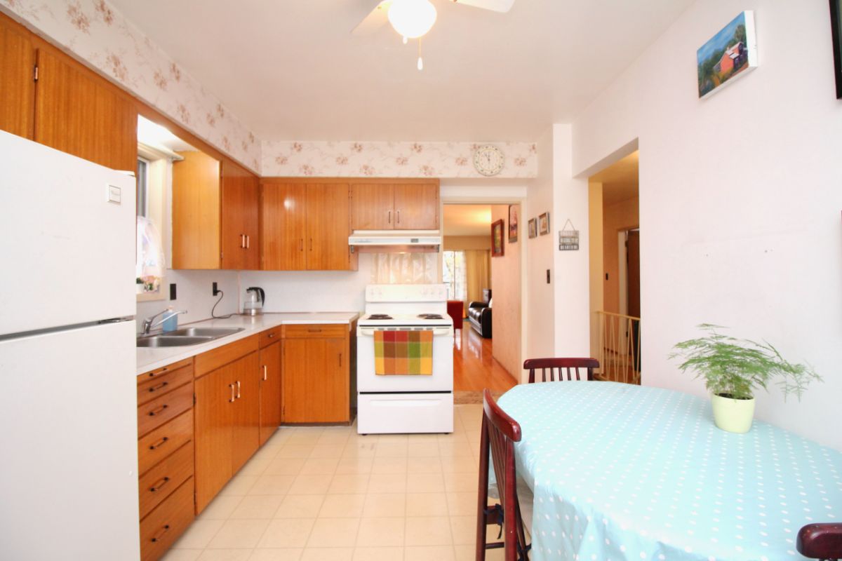 4556 Frances St, Burnaby 11
