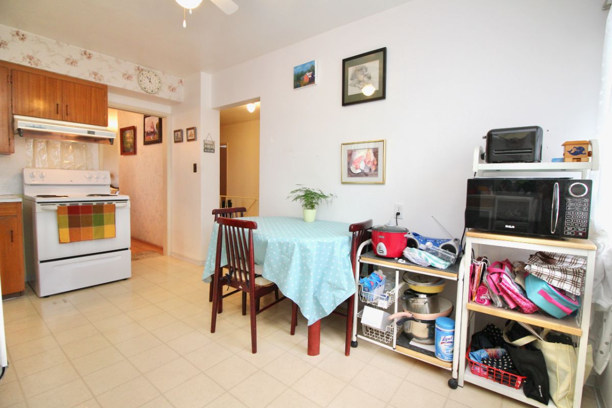 4556 Frances St, Burnaby 12