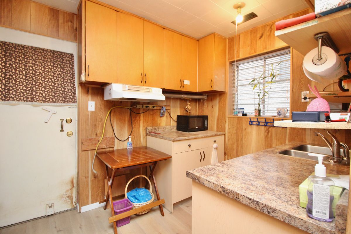 4556 Frances St, Burnaby 24