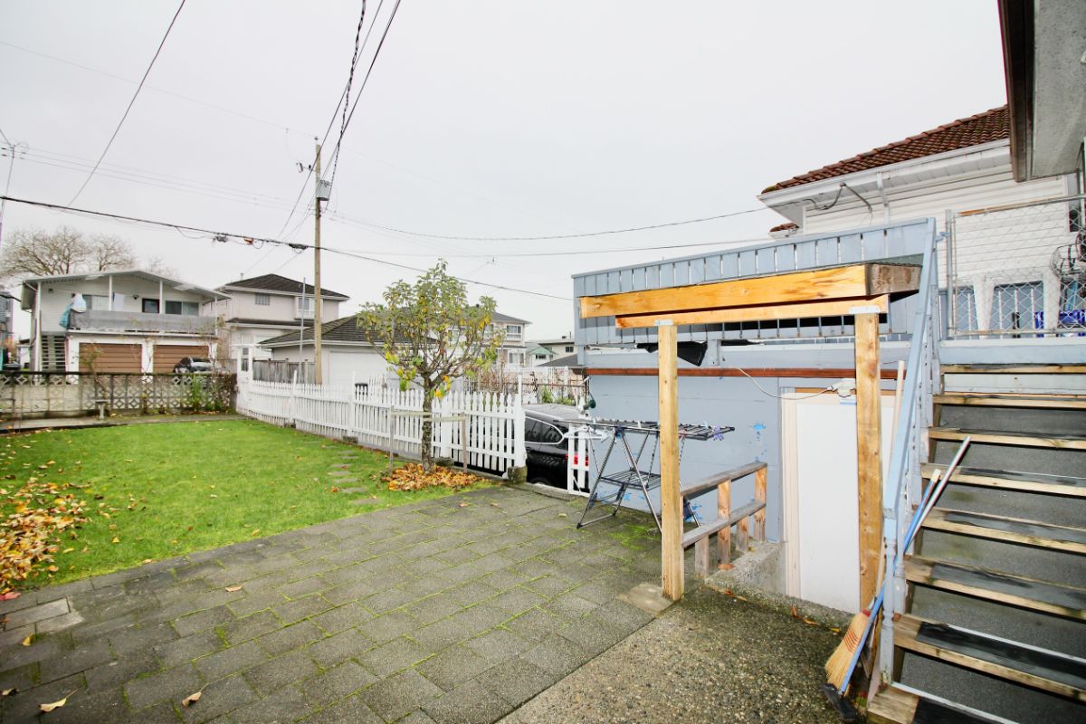 4556 Frances St, Burnaby 30