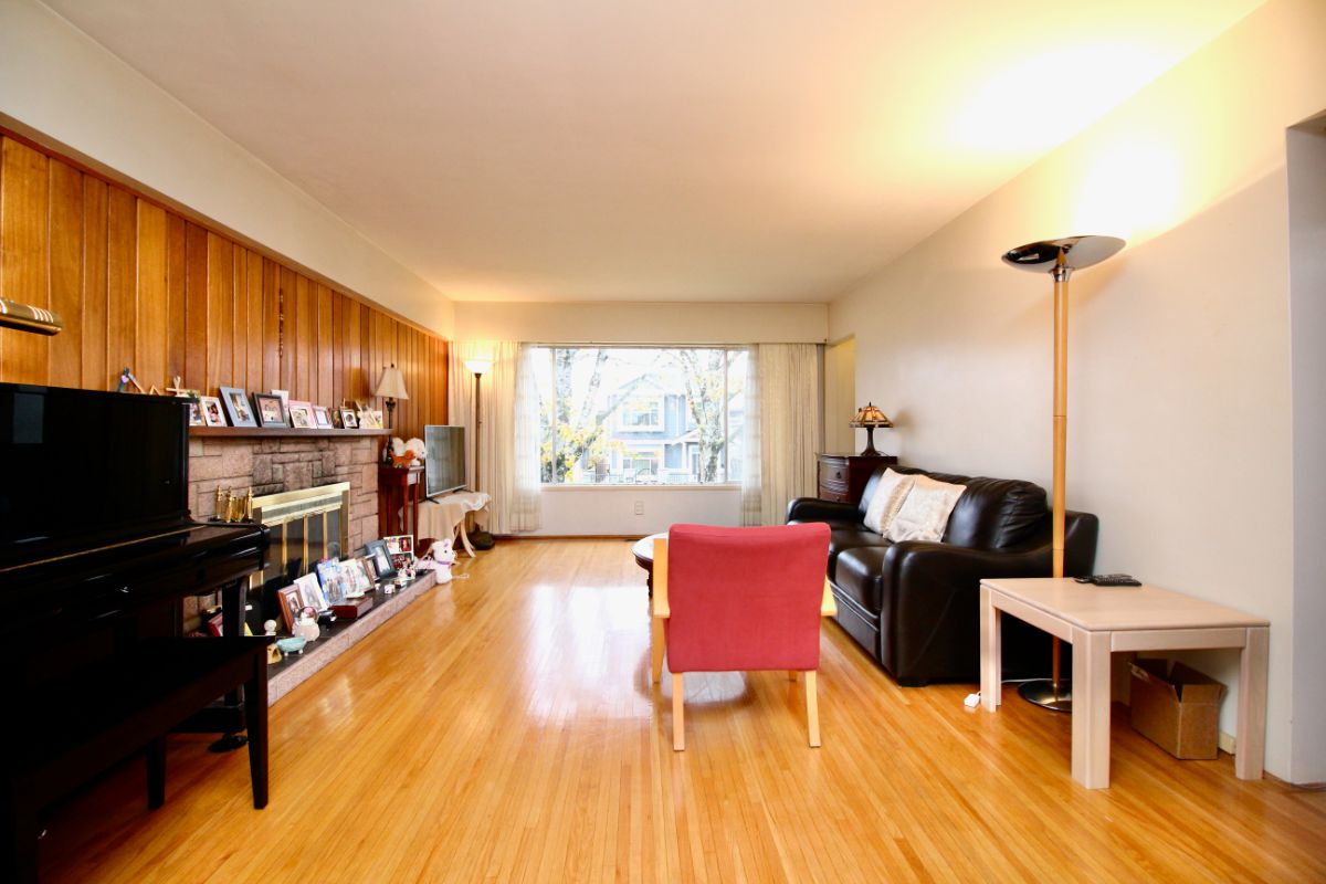 4556 Frances St, Burnaby 7