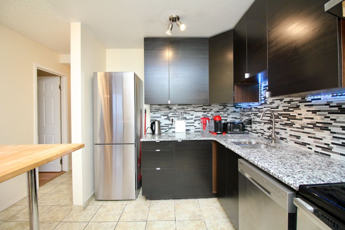 705 6540 Burlington Ave, Burnaby 12