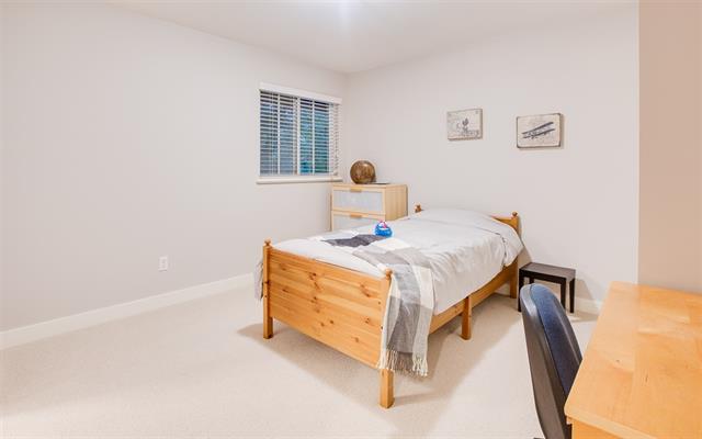 20 Maple Court, Port Moody 18