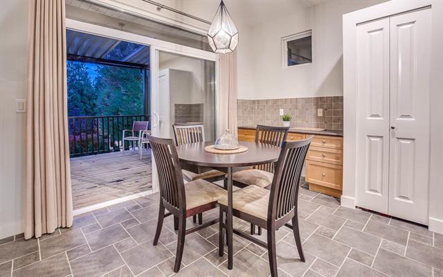 20 Maple Court, Port Moody 8