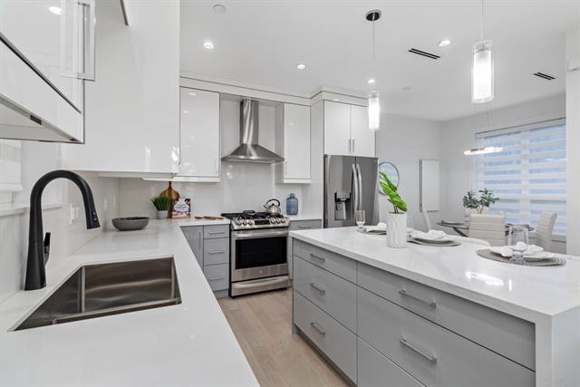 6559 Inverness St, Vancouver 7