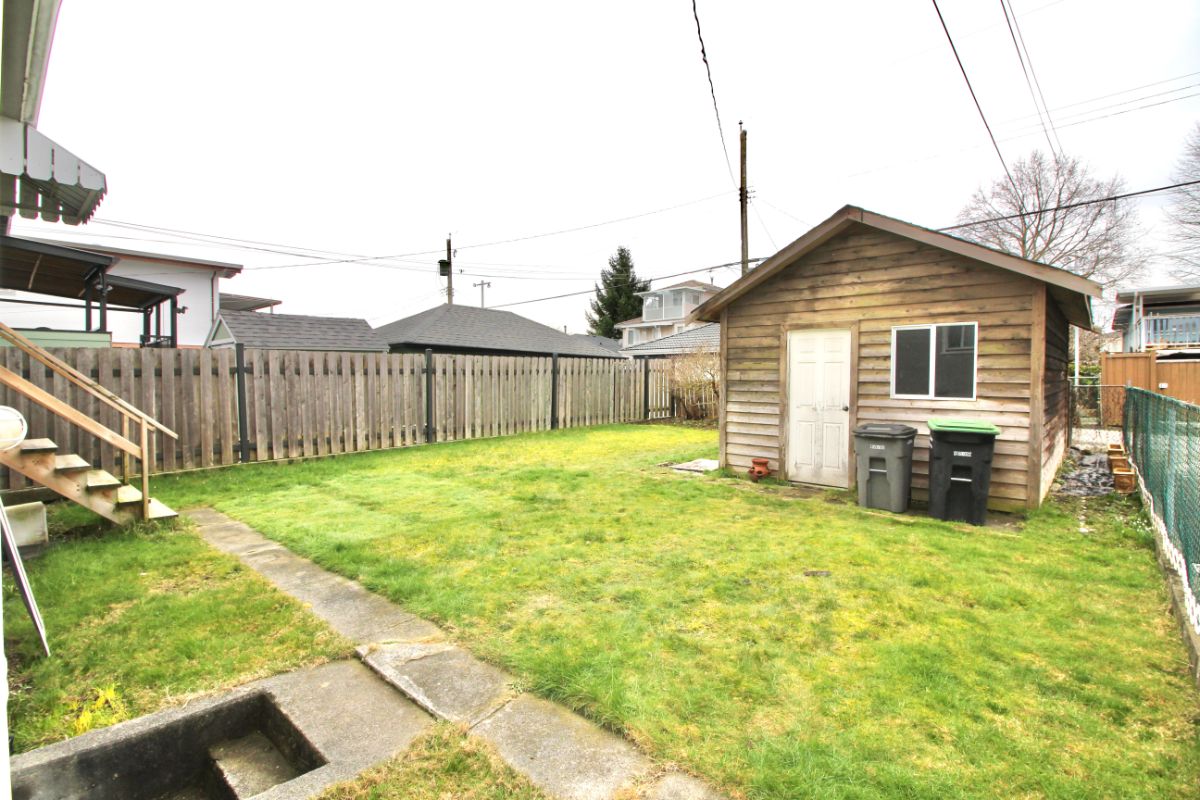 3362 E 28th Ave, Vancouver East 9