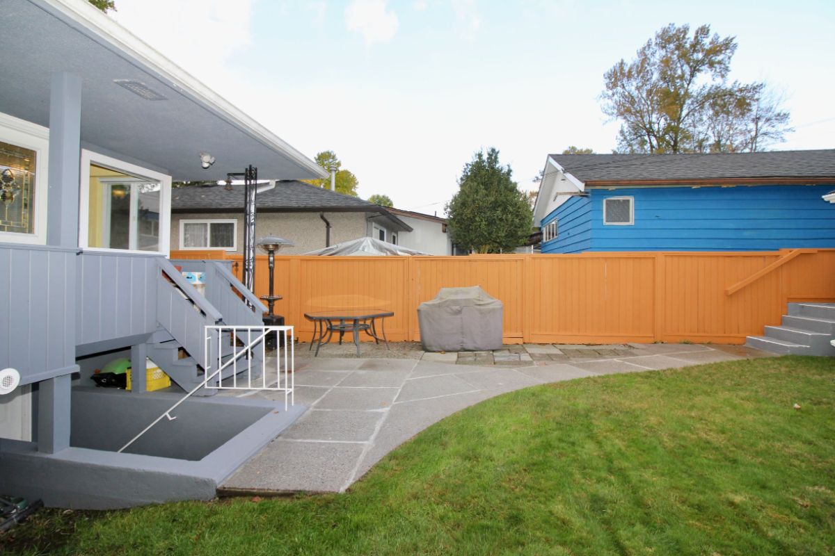 6435 Broadway, Burnaby North 29