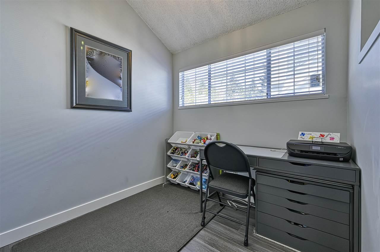 202 2003 Clarke St, Port Moody 21