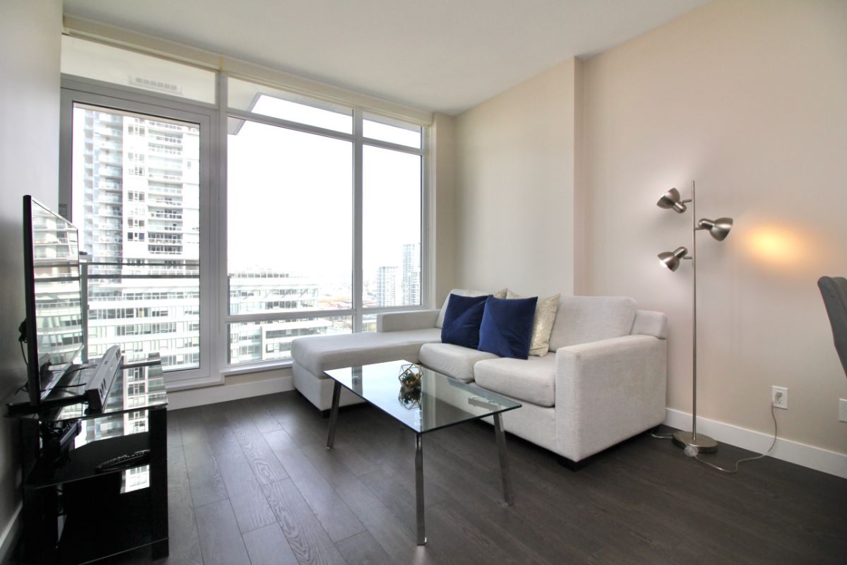 2105 2008 Rosser Ave, Burnaby 4