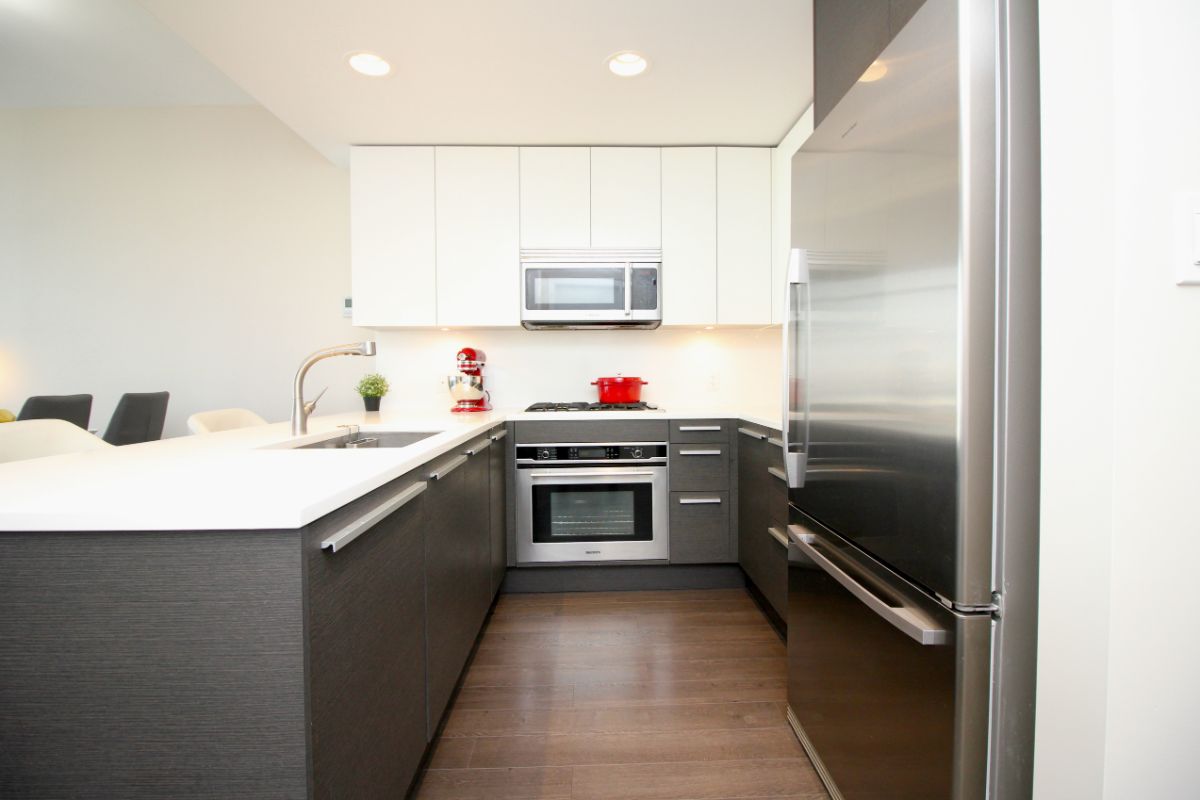 2105 2008 Rosser Ave, Burnaby 10