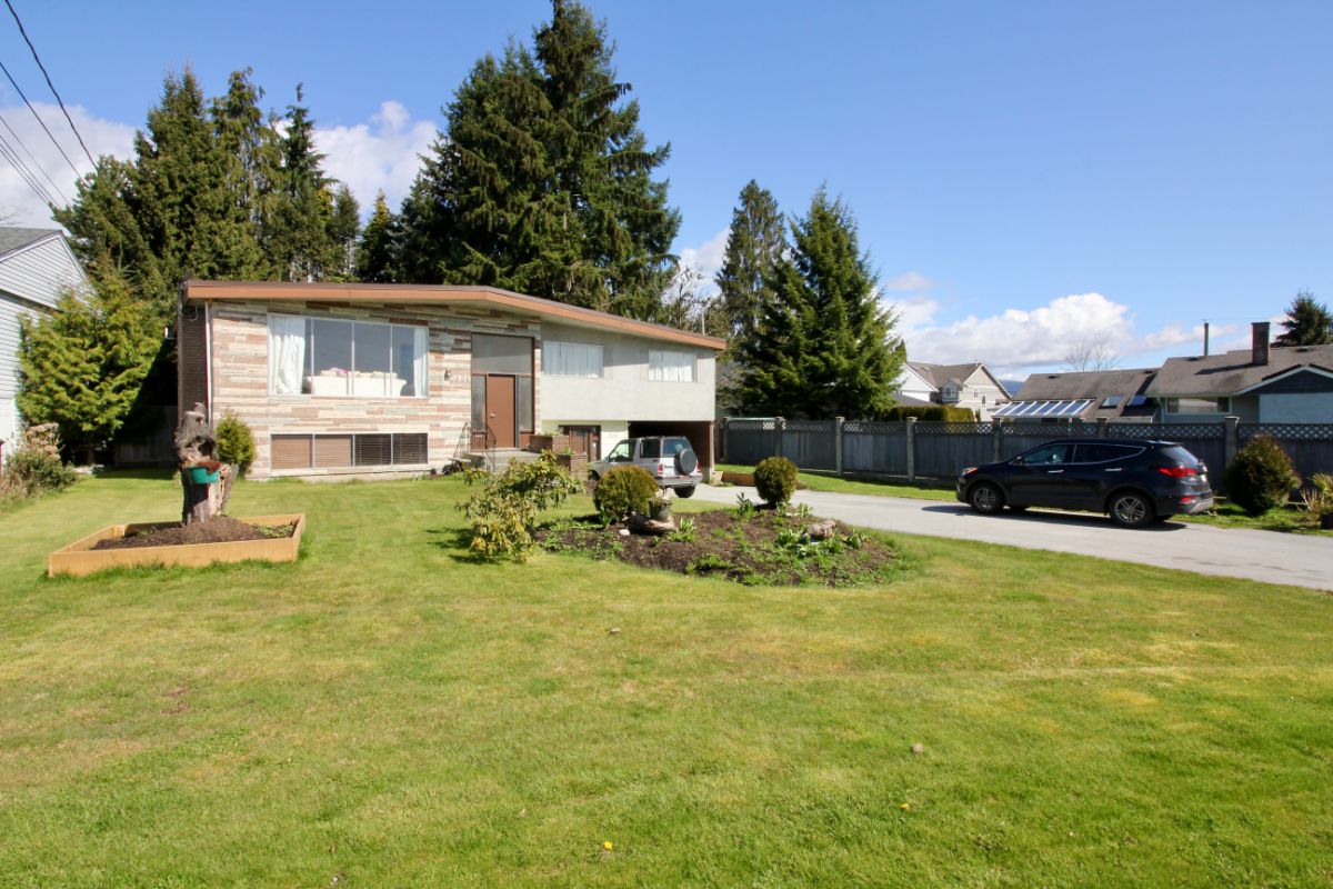308 Mount Royal Dr, Port Moody 26