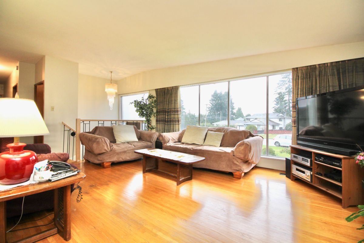 308 Mount Royal Dr, Port Moody 6