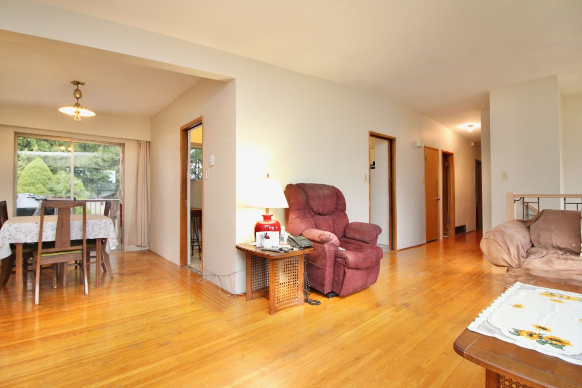 308 Mount Royal Dr, Port Moody 7