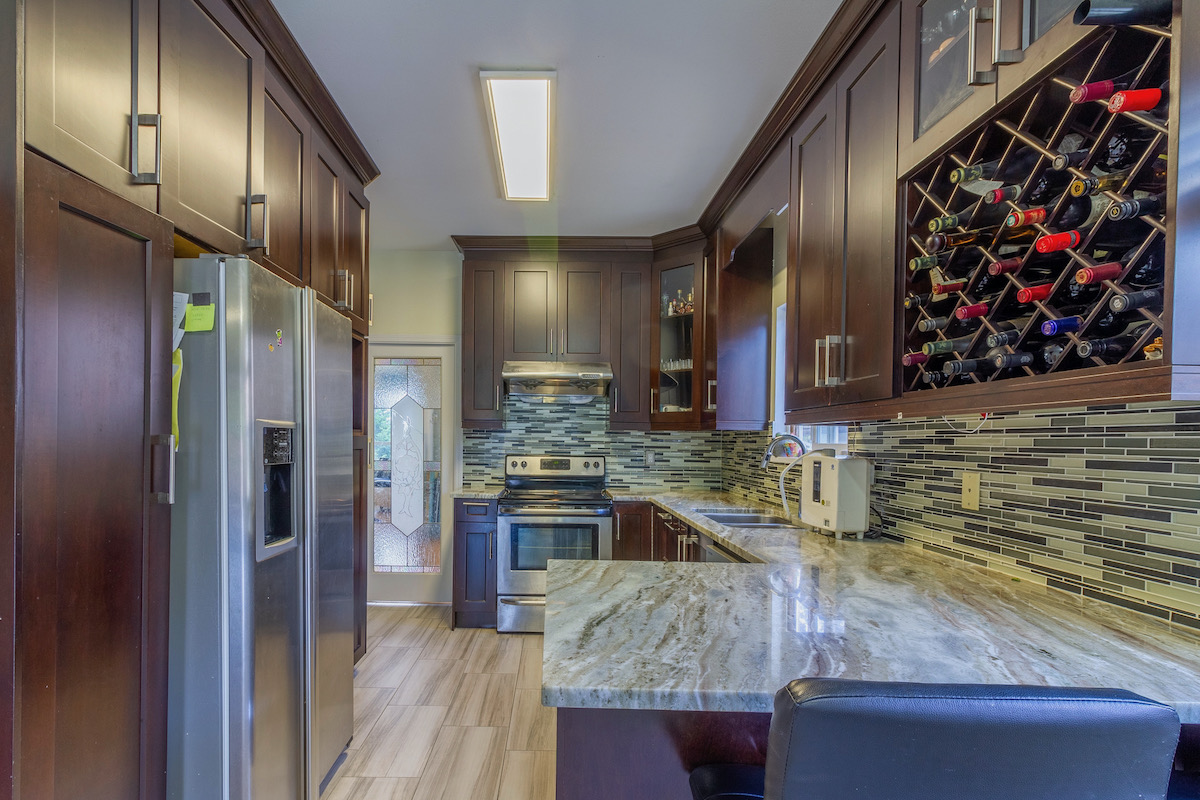 3868 Regent Street, Burnaby 16
