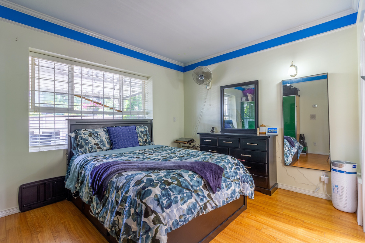3868 Regent Street, Burnaby 19