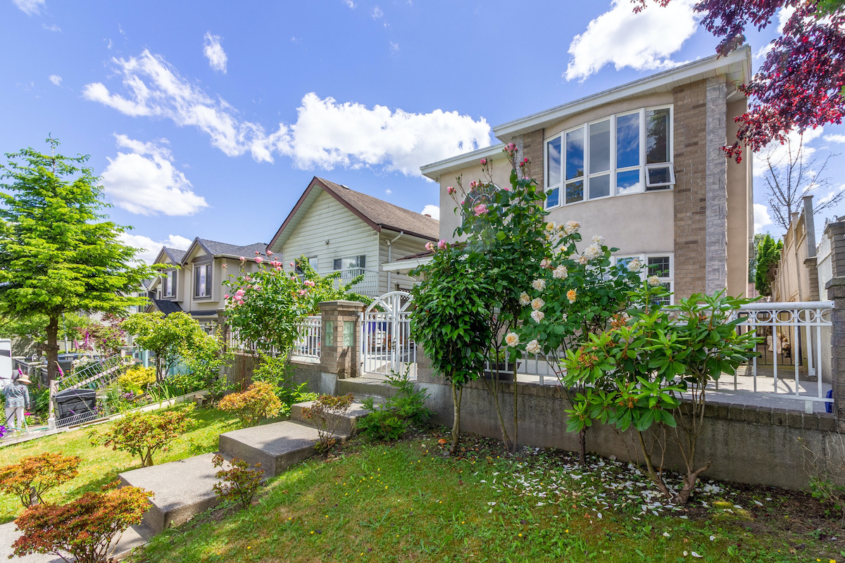 3868 Regent Street, Burnaby 3
