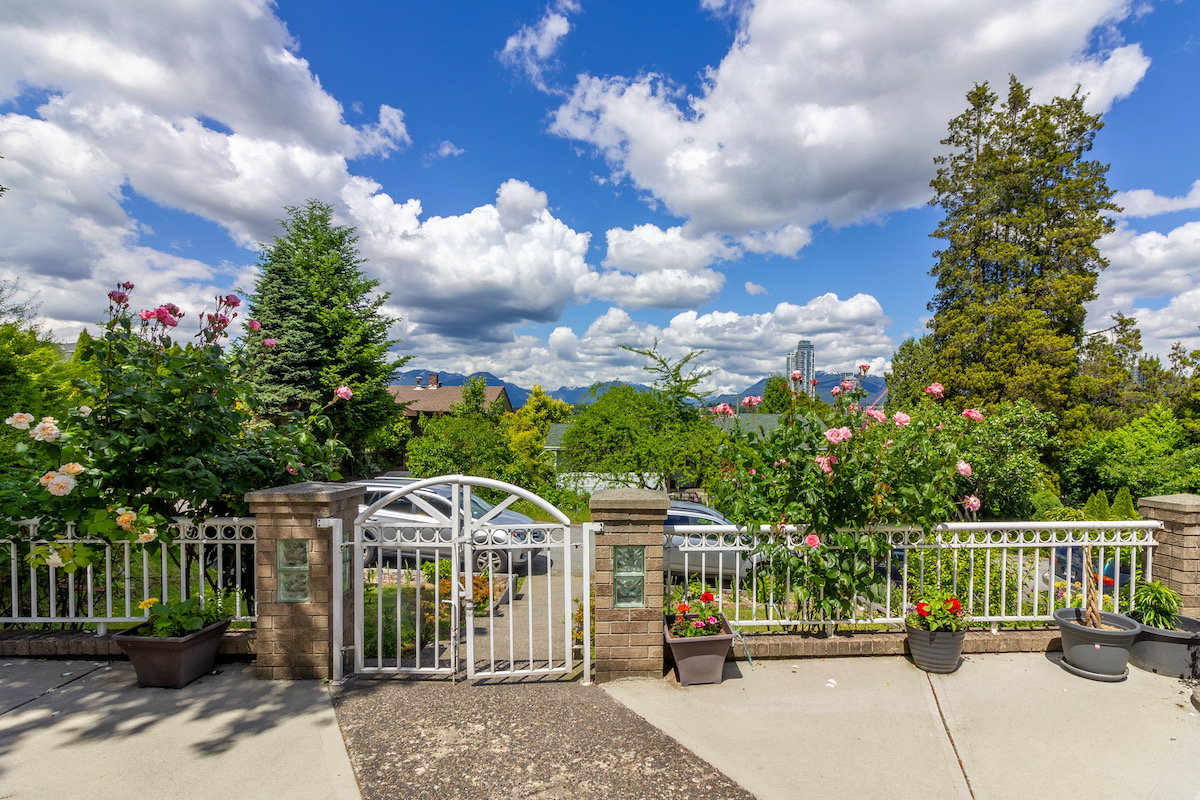 3868 Regent Street, Burnaby 36
