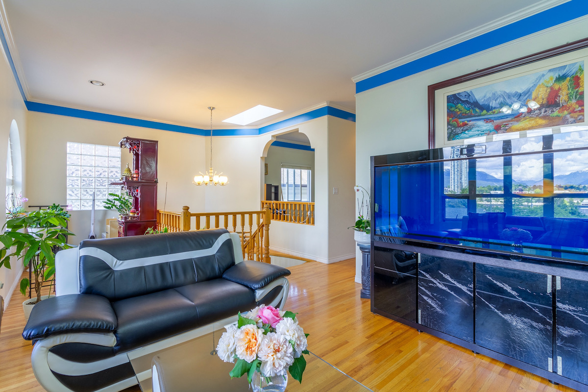 3868 Regent Street, Burnaby 5